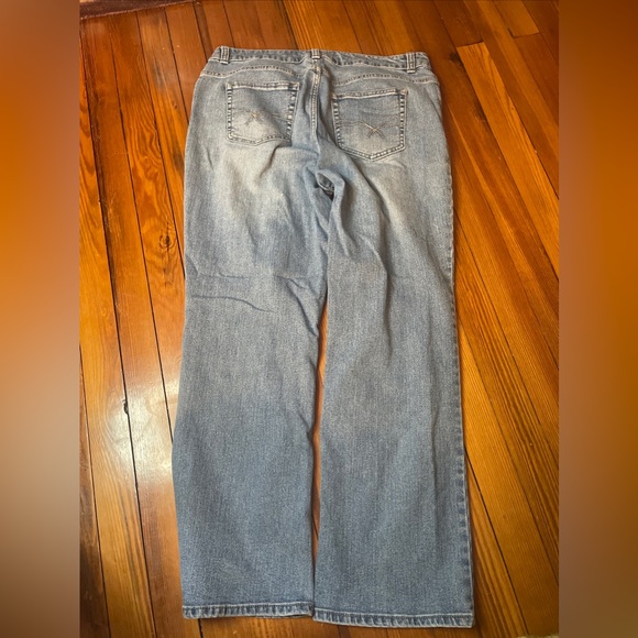 Croft and Barrow size 14 jeans - Picture 2 of 2